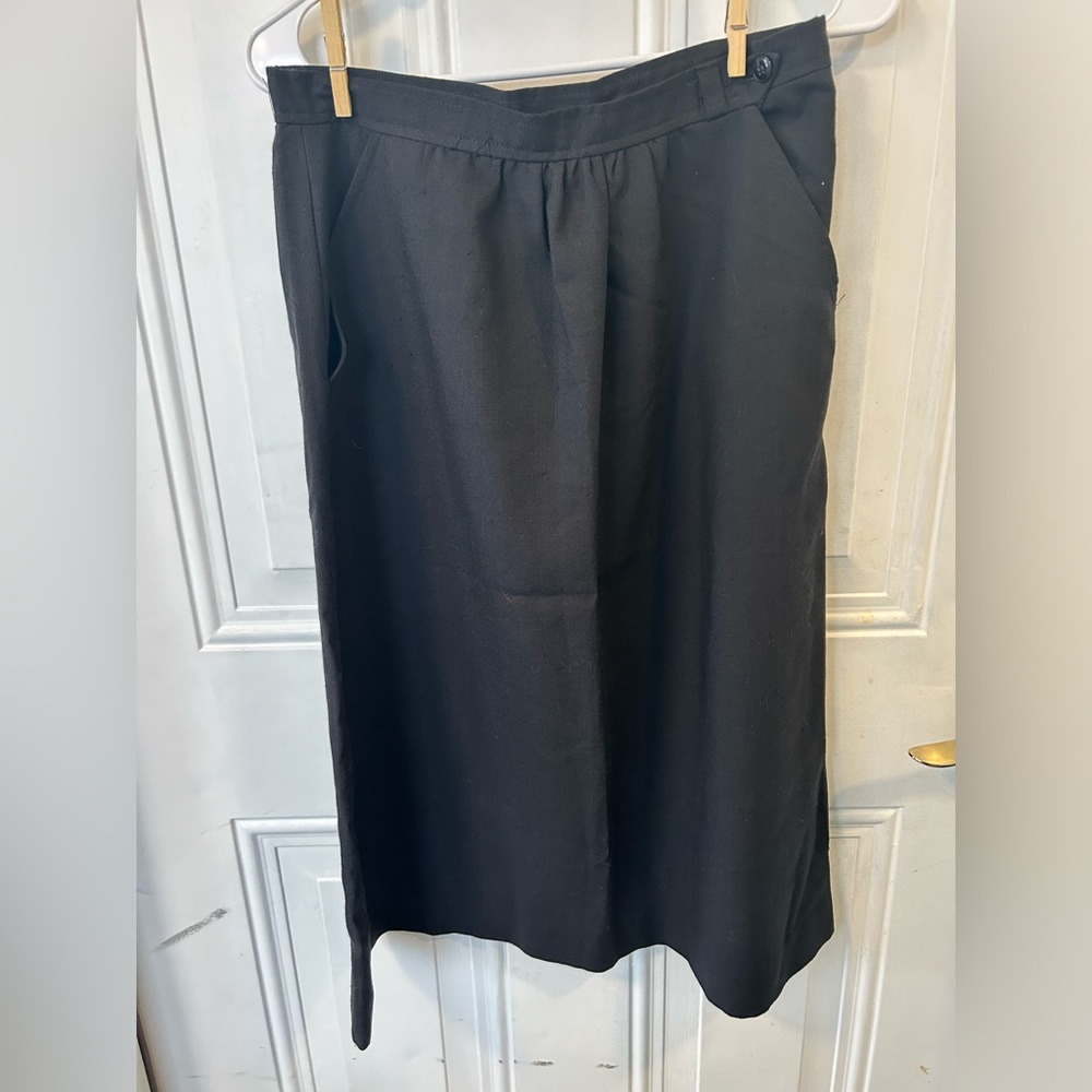 Black Ira Joyce skirt